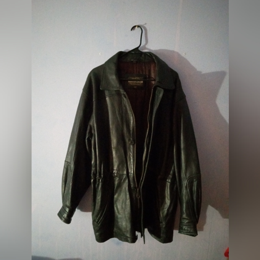 Boston Outfitters Men's lined long length Leather Jacket L